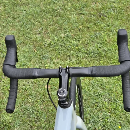 s-works-tarmac-sl6-disc-karbon-orszaguti-kerekpar-02 S-Works Tarmac SL6 Disc karbon országúti kerékpár