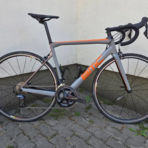 bmc-teammachine-slr02-karbon-orszaguti-kerekpar-01 BMC TeamMachine SLR02 karbon országúti kerékpár