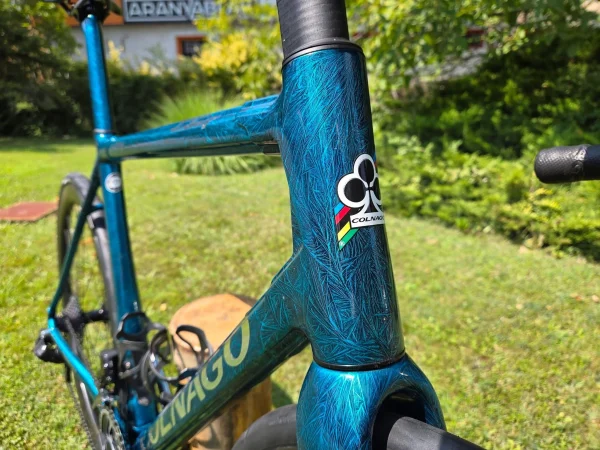 Colnago C64 karbon tárcsafékes országúti kerékpár