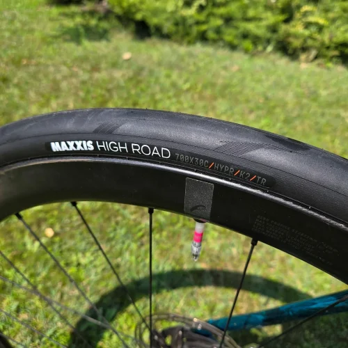 Colnago C64 karbon tárcsafékes országúti kerékpár