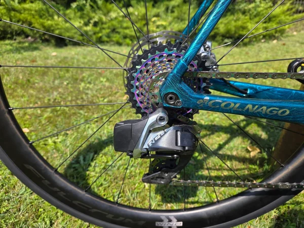 Colnago C64 karbon tárcsafékes országúti kerékpár