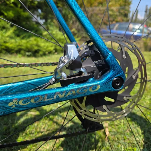 Colnago C64 karbon tárcsafékes országúti kerékpár