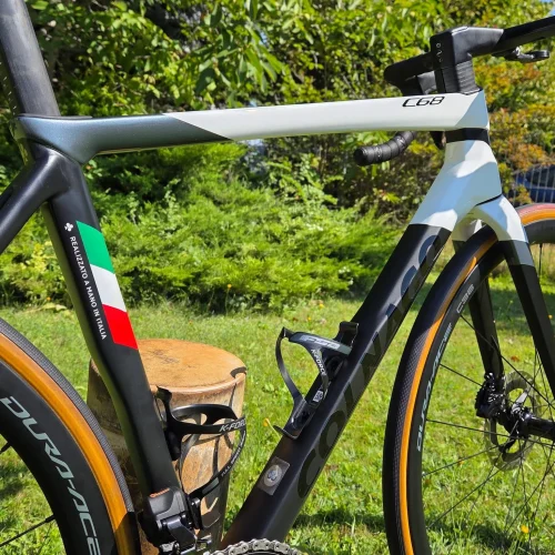 Colnago C68 karbon tárcsafékes országúti kerékpár