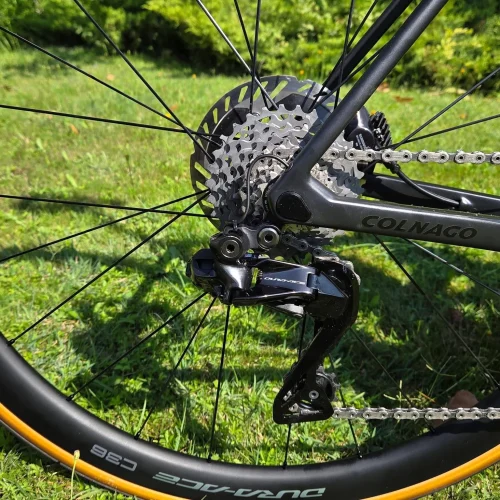 Colnago C68 karbon tárcsafékes országúti kerékpár