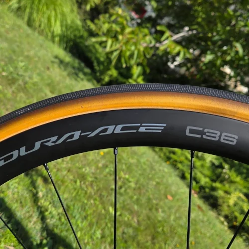Colnago C68 karbon tárcsafékes országúti kerékpár