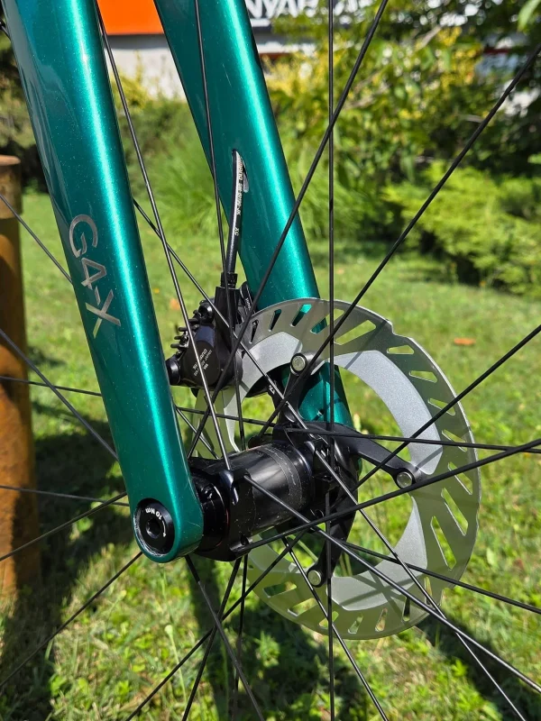 colnago-g4x-karbon-gravel-kerekpar-03 Colnago G4X karbon gravel kerékpár