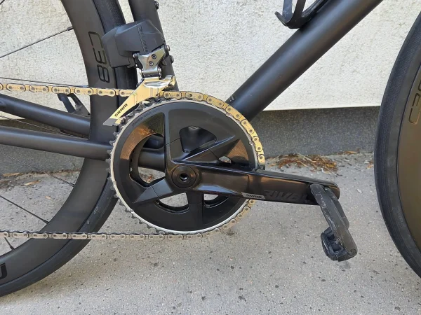 specialized-aethos-karbon-tarcsafekes-orszaguti-kerekpar-06 Specialized Aethos karbon tárcsafékes országúti kerékpár