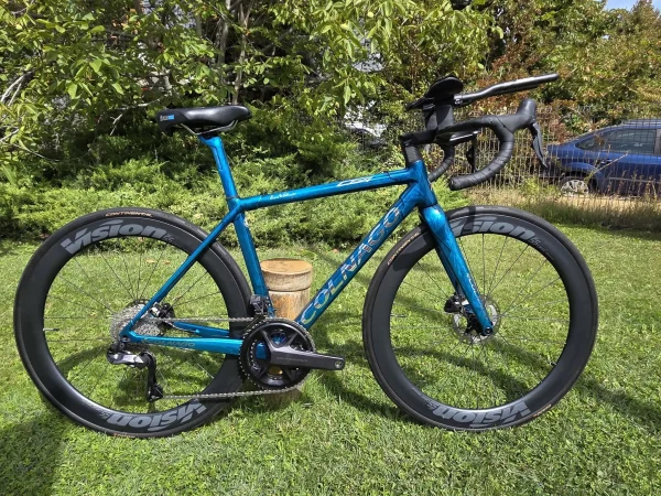 Colnago C64 karbon tárcsafékes országúti kerékpár