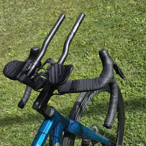 Colnago C64 karbon tárcsafékes országúti kerékpár