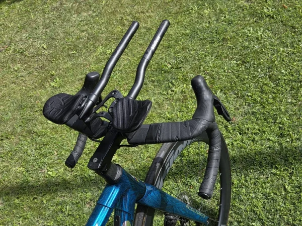 Colnago C64 karbon tárcsafékes országúti kerékpár