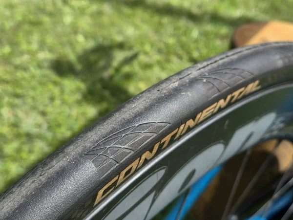 Colnago C64 karbon tárcsafékes országúti kerékpár