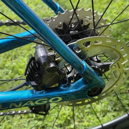 Colnago C64 karbon tárcsafékes országúti kerékpár