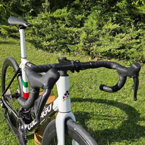 Colnago C64 tárcsafékes karbon országúti kerékpár