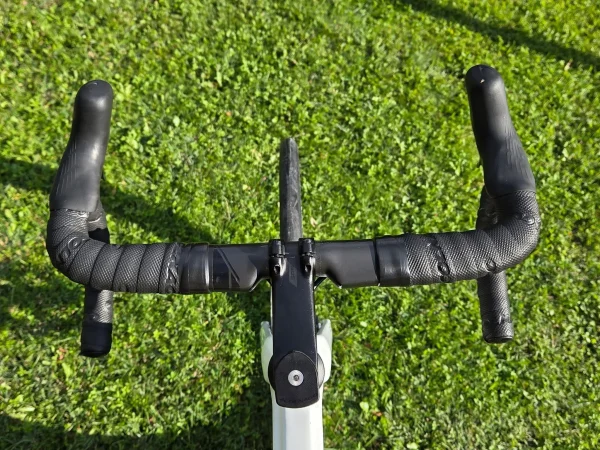 Colnago C64 tárcsafékes karbon országúti kerékpár