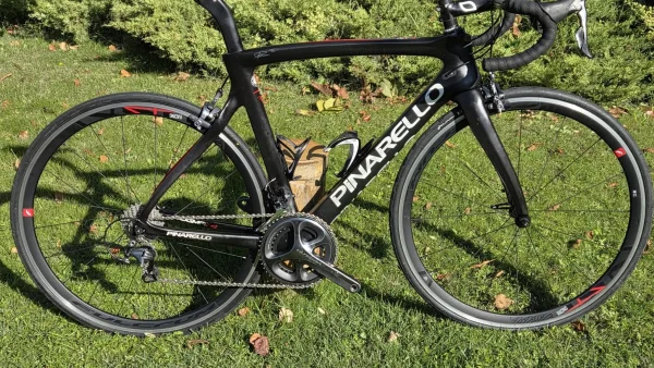 pinarello-dogma-f8-karbon-orszaguti-kerekpar-00 Pinarello Dogma F8 karbon országúti kerékpár