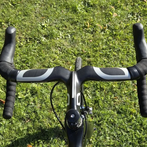 Pinarello Dogma F8 karbon országúti kerékpár