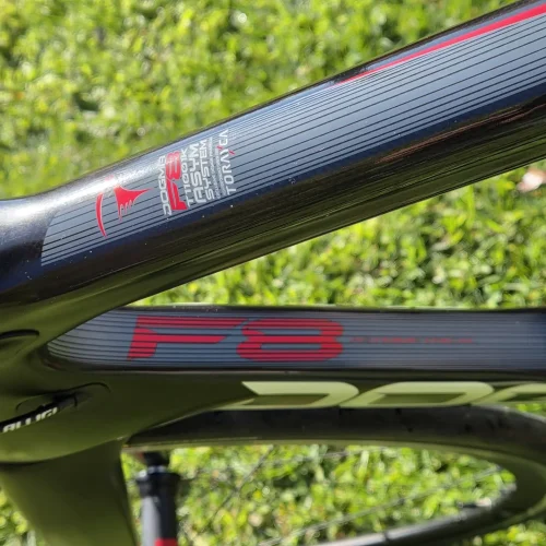 Pinarello Dogma F8 karbon országúti kerékpár