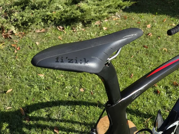 Pinarello Dogma F8 karbon országúti kerékpár