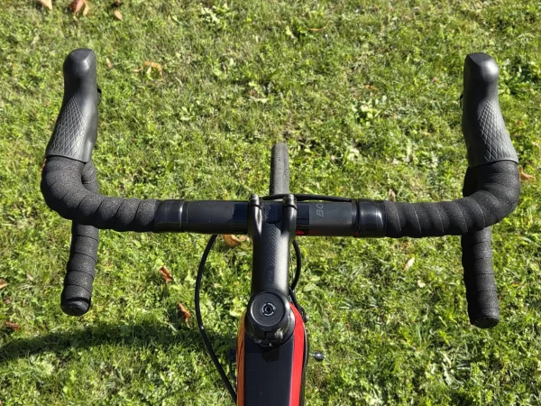 trek-emonda-slr-karbon-endurance-orszaguti-kerekpar-04 Trek Emonda SLR karbon endurance országúti kerékpár