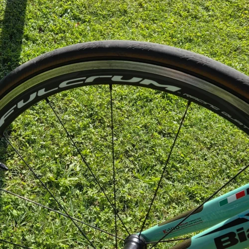 Bianchi Intenso karbon országúti kerékpár · 4 Bianchi Intenso karbon országúti kerékpár, 57 méret · 4. kép