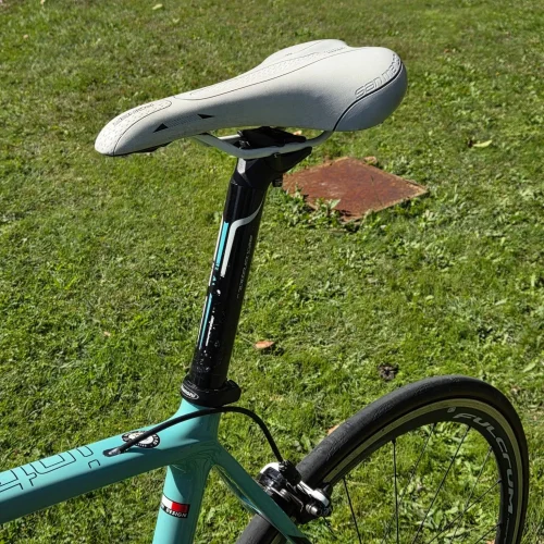 Bianchi Intenso karbon országúti kerékpár · 7 Bianchi Intenso karbon országúti kerékpár, 57 méret · 7. kép